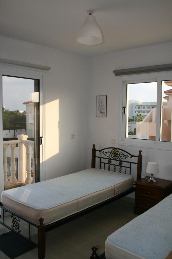 Nissi Villa Ayia Napa Exteriör bild