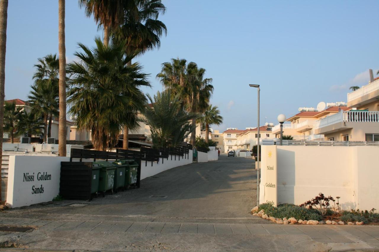 Nissi Villa Ayia Napa Exteriör bild