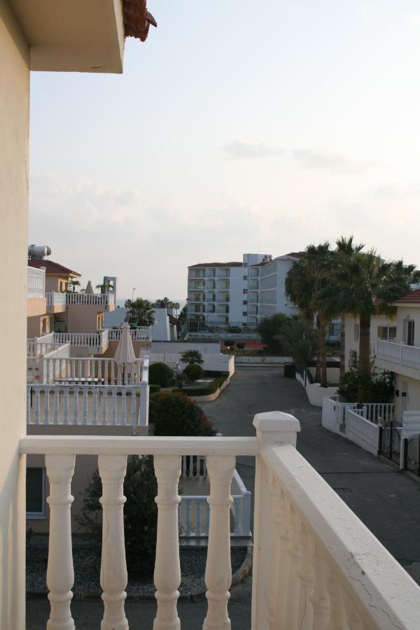 Nissi Villa Ayia Napa Exteriör bild