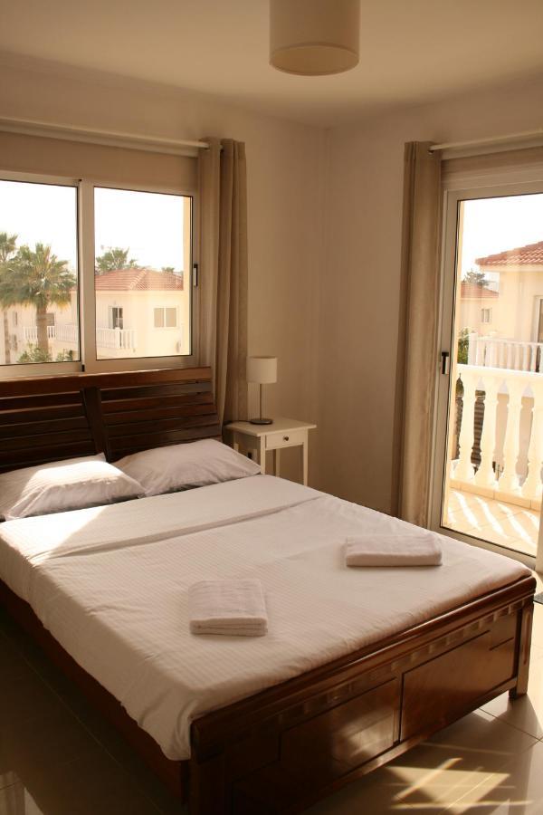 Nissi Villa Ayia Napa Exteriör bild