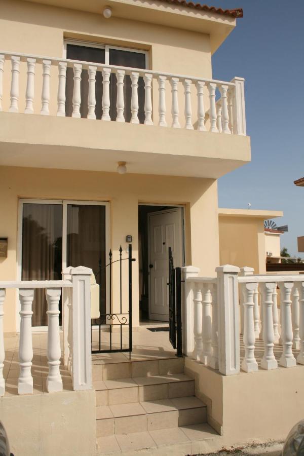 Nissi Villa Ayia Napa Exteriör bild